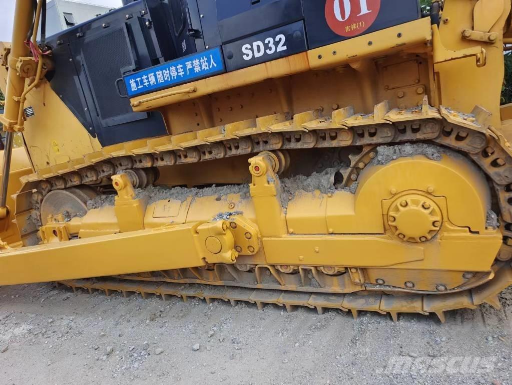 Shantui SD 32 Dozer cingolati