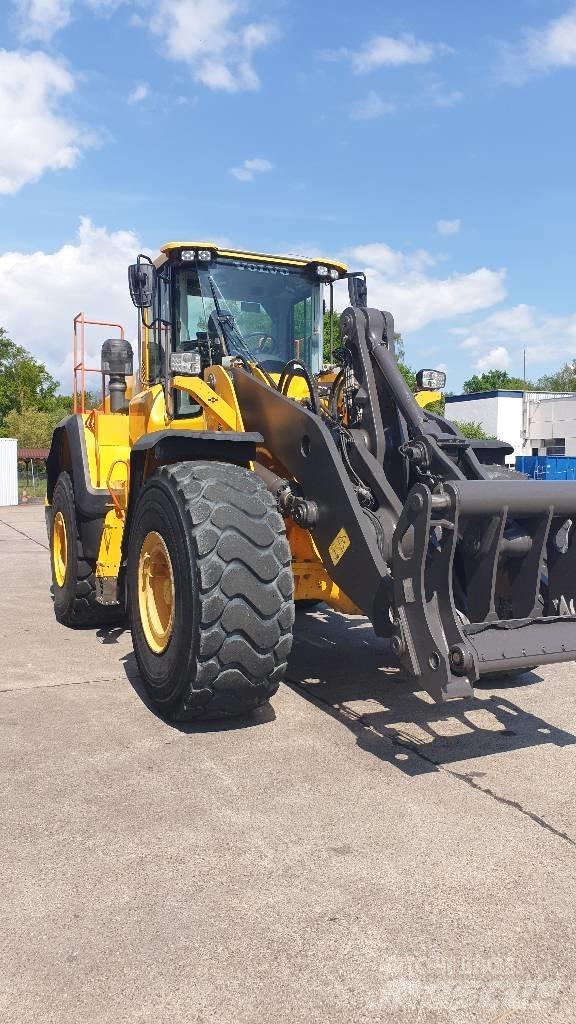 Volvo L 180 H Pale gommate