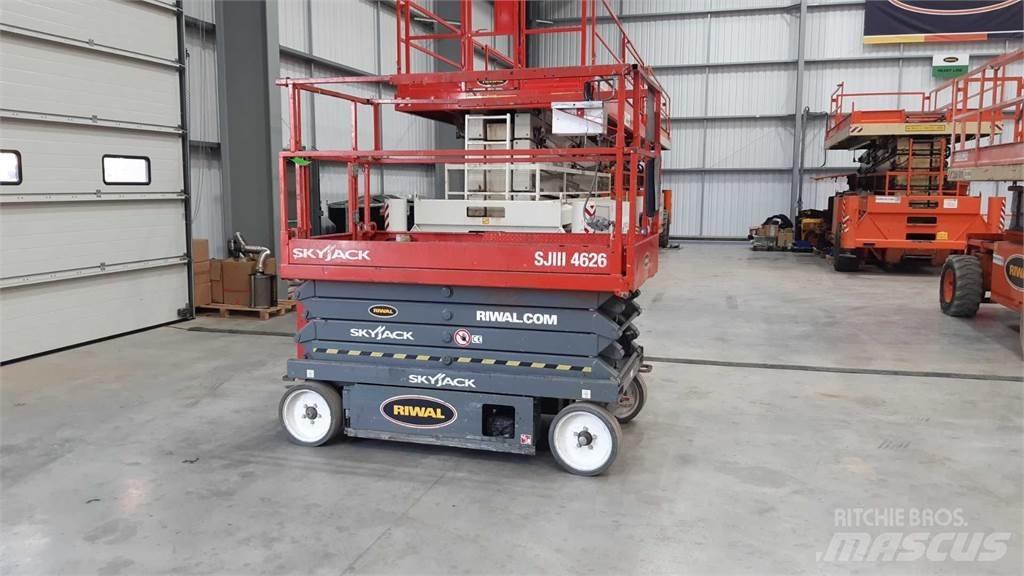 SkyJack SJIII4626 Piattaforme a pantografo