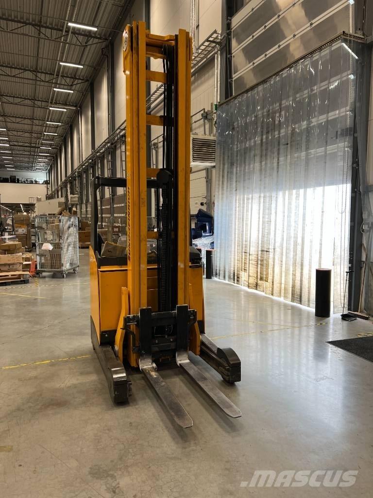 Jungheinrich ETV 214 Carrello retrattile
