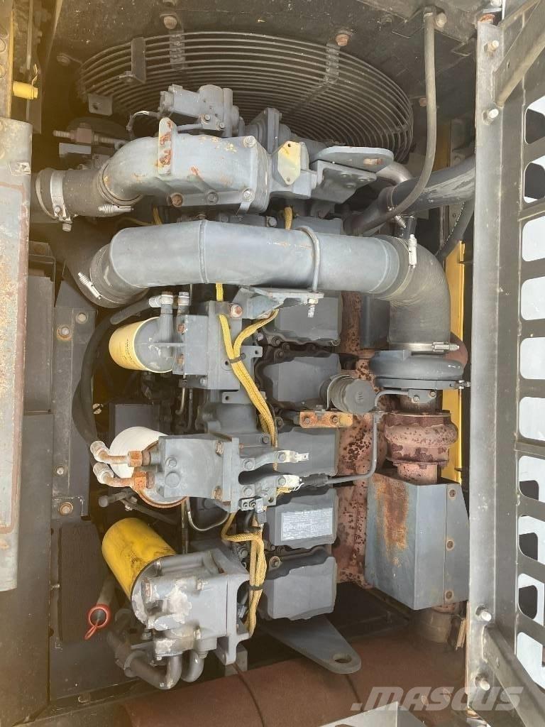 Komatsu PC 400-8 Escavatori cingolati