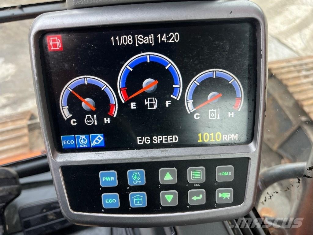 Doosan DX 225 LC-3 Escavatori cingolati