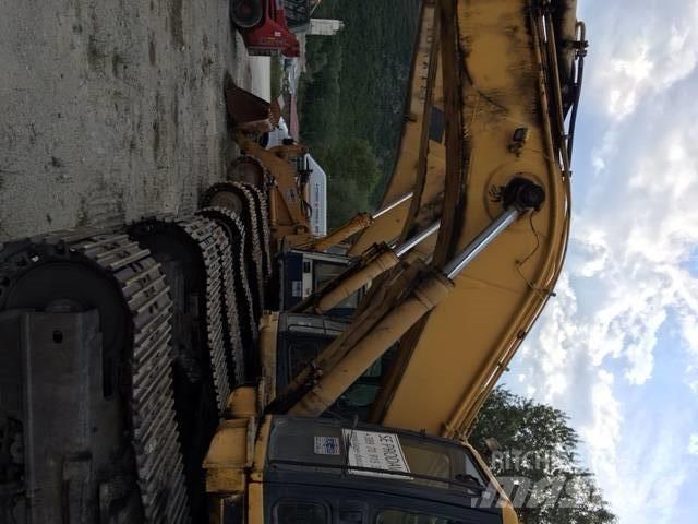 Komatsu 450 Escavatori cingolati