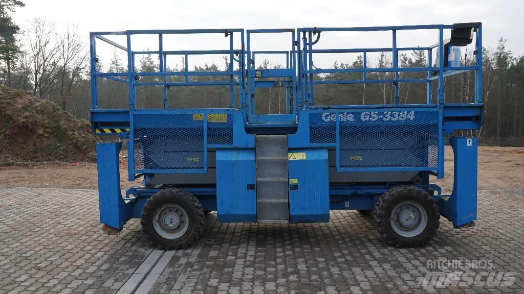 Genie GS3384 RT 4x4 Piattaforme a pantografo