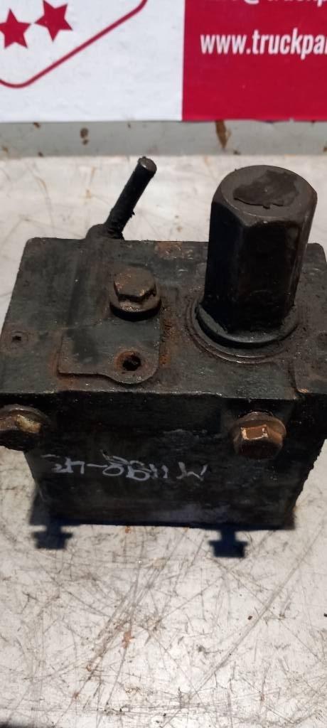MAN TGA.    85417236020 Componenti idrauliche