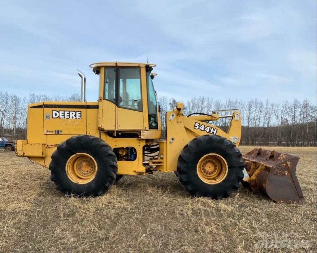 DEERE 544H Pale gommate
