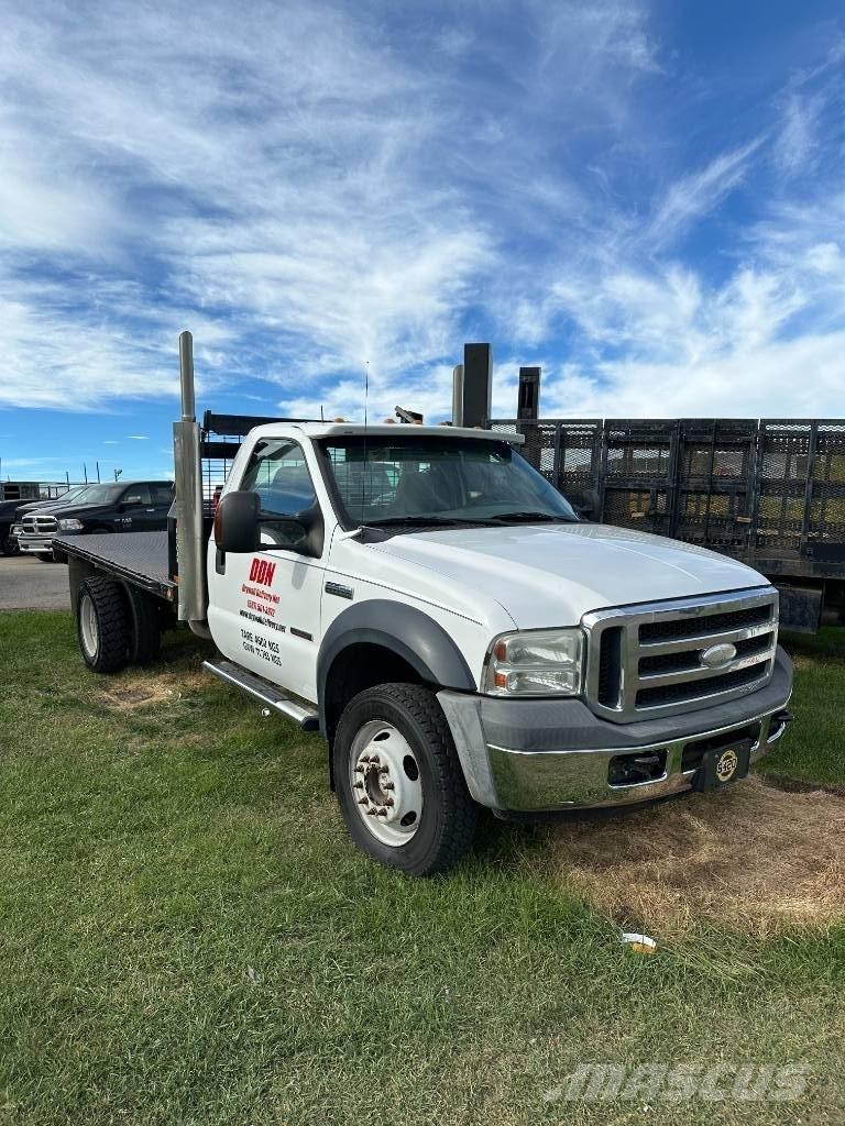 Ford F 550 XLT Camion con sponde ribaltabili