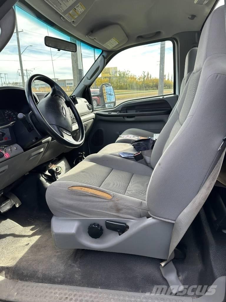 Ford F 550 XLT Camion con sponde ribaltabili