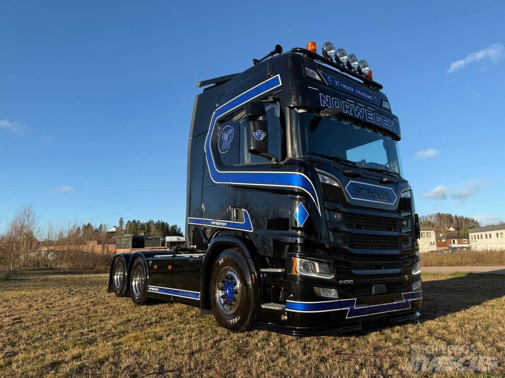 Scania R 650 Motrici e Trattori Stradali