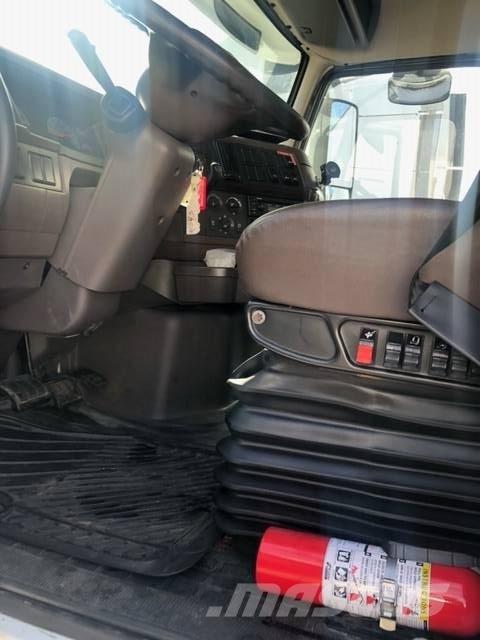 Volvo VNL Motrici e Trattori Stradali