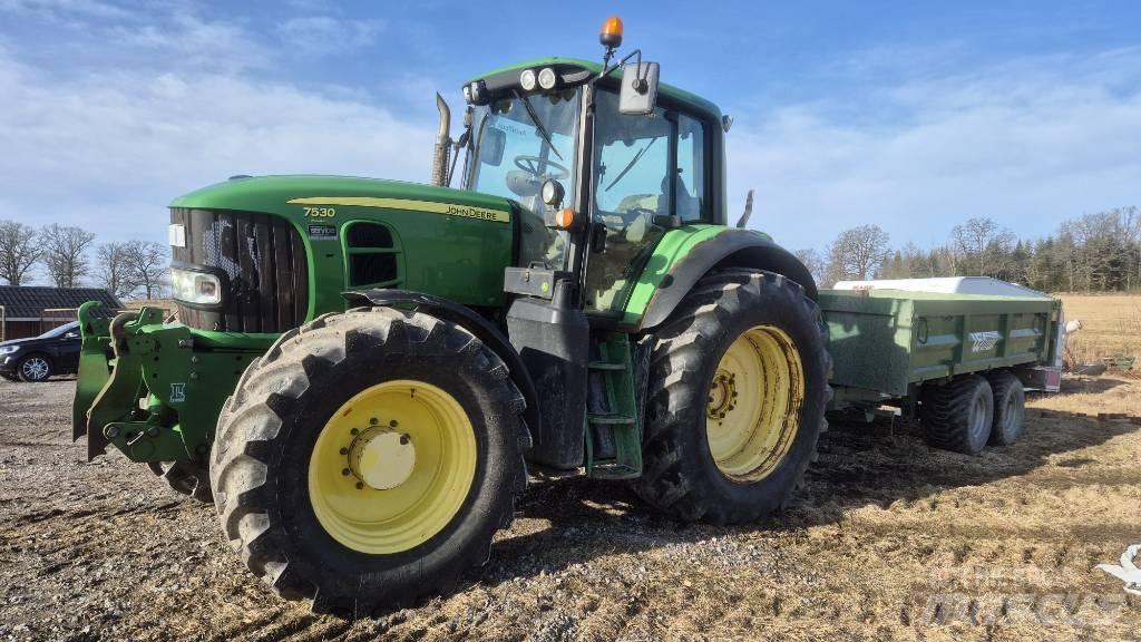 John Deere 7530 Trattori