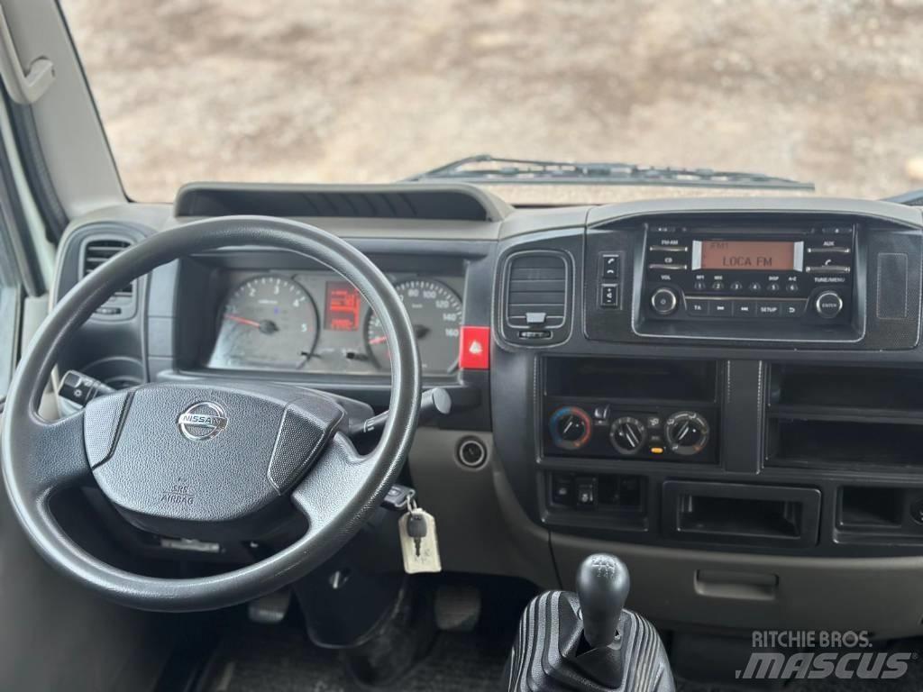 Nissan NT 400 Pick up/Fiancata ribaltabile