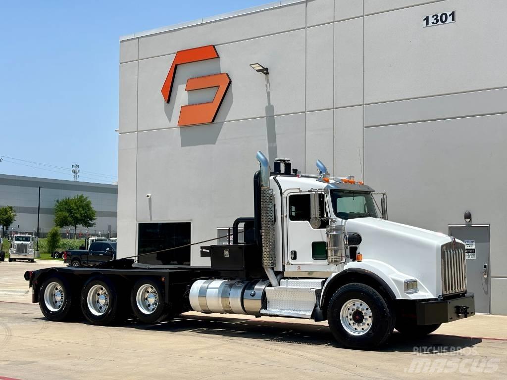 Kenworth T 800 Carroattrezzi