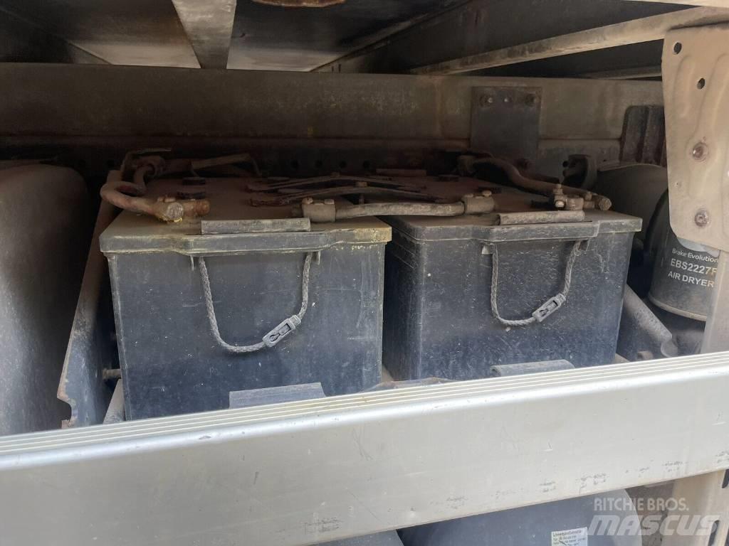 Mercedes-Benz 2629 Camion con sponde ribaltabili