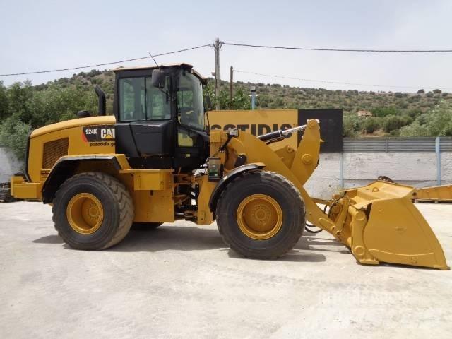 CAT 924 K Pale gommate
