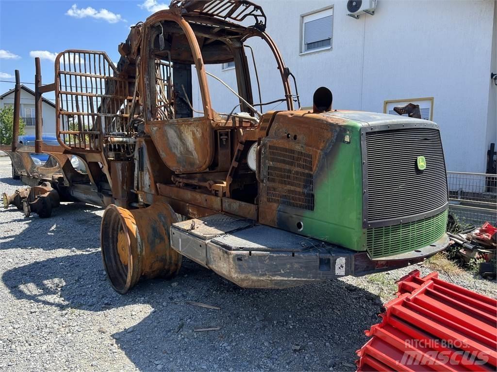 John Deere 1110E Forwarder