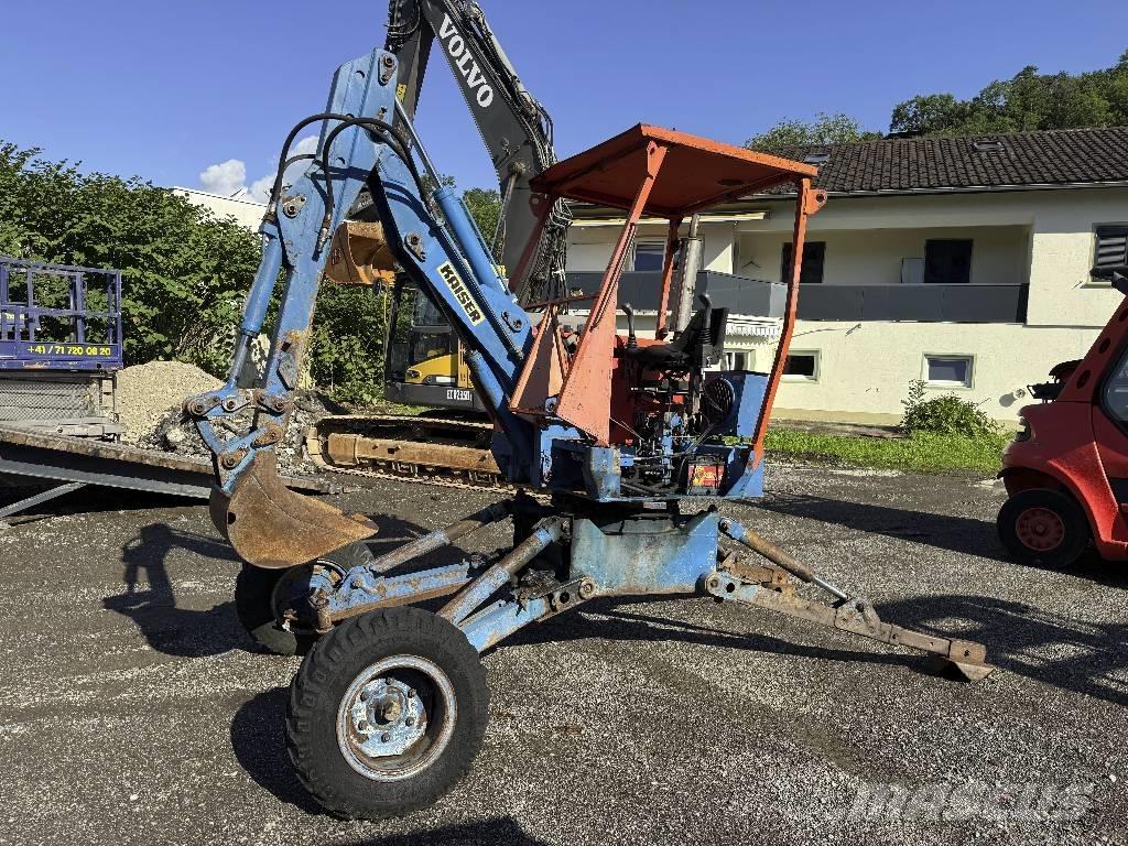 Kaiser Kama x3 Escavatori gommati