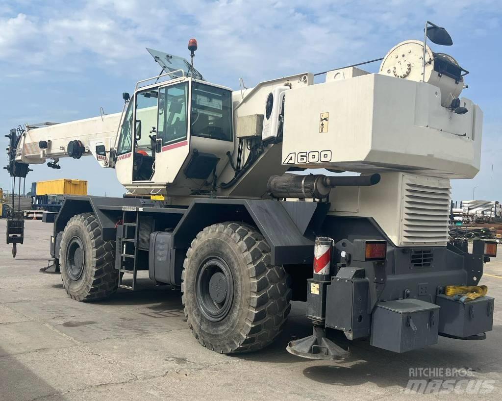 Terex A 600 Gru per terreni difficili