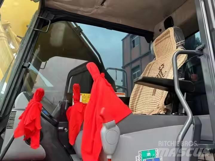 Komatsu PC 200 Escavatori cingolati