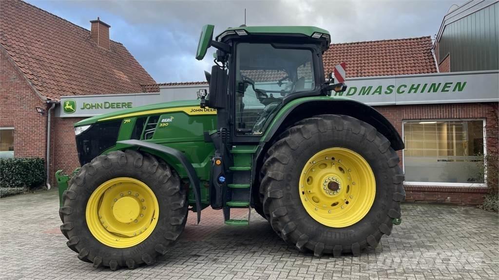John Deere 7R330 Trattori