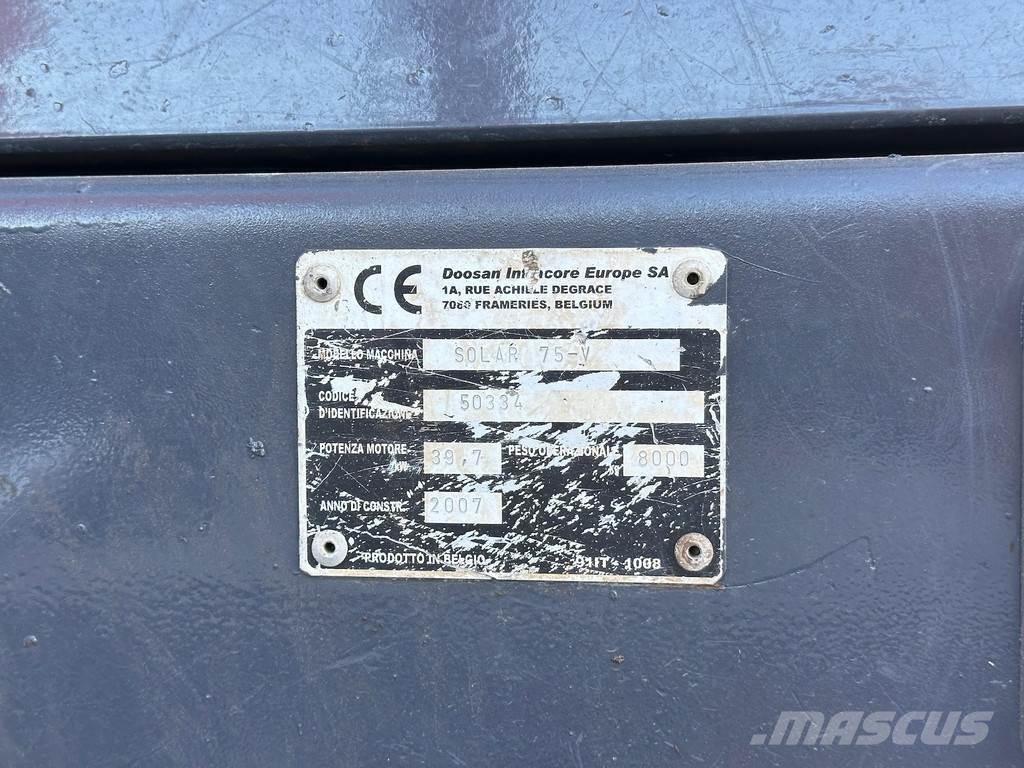 Doosan SOLAR 75V Escavatori medi 7t - 12t