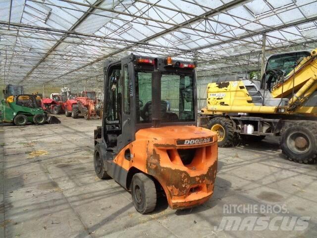 Doosan D35C-7 Carrelli elevatori diesel