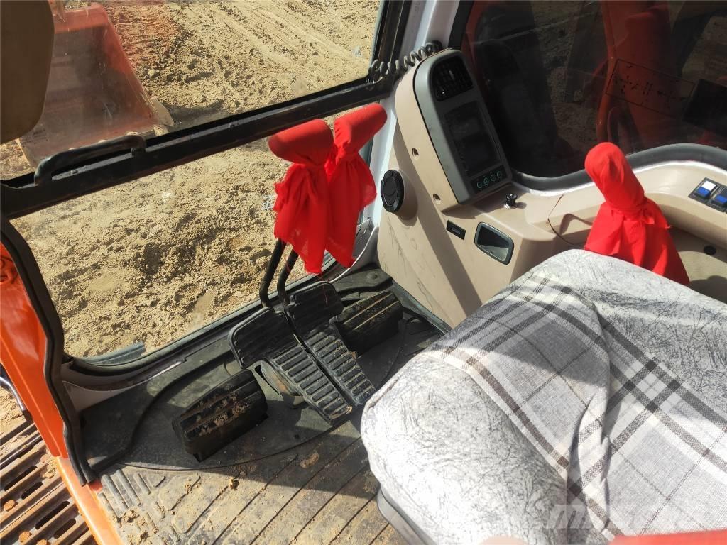 Doosan DH225LC-7 Escavatori cingolati