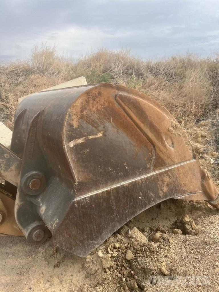 Liebherr R 950 SHD Escavatori cingolati