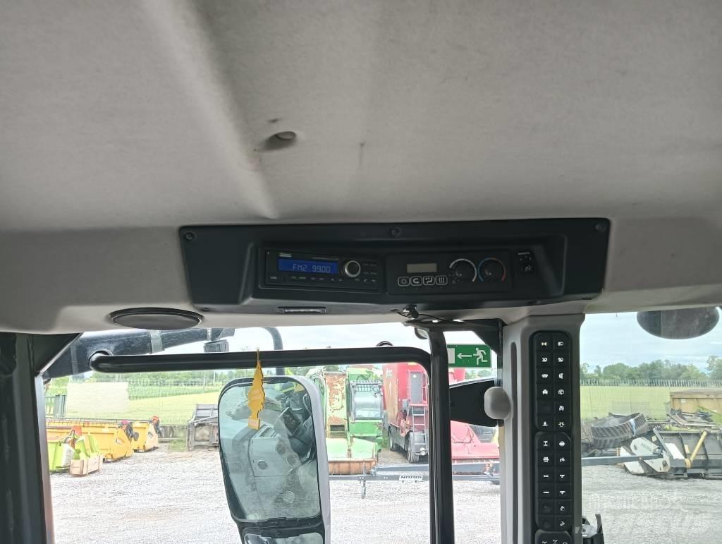 JCB Fastrac 4220 Trattori