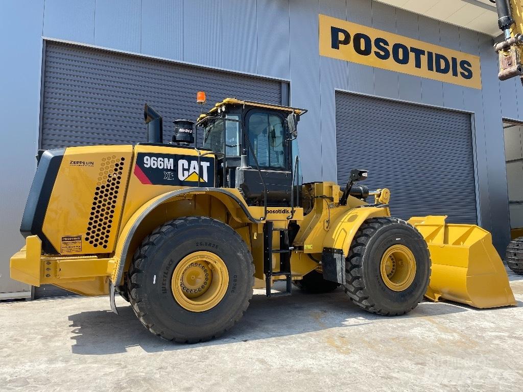 CAT 966M XE Pale gommate
