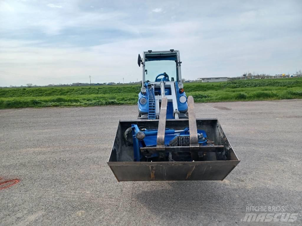 Multione SL840 4WD Mini Pale Gommate