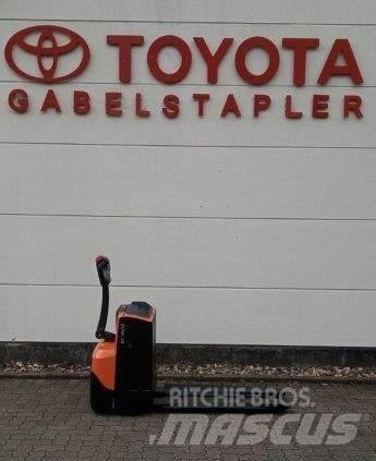 Toyota LWE 200 Transpallet manuale