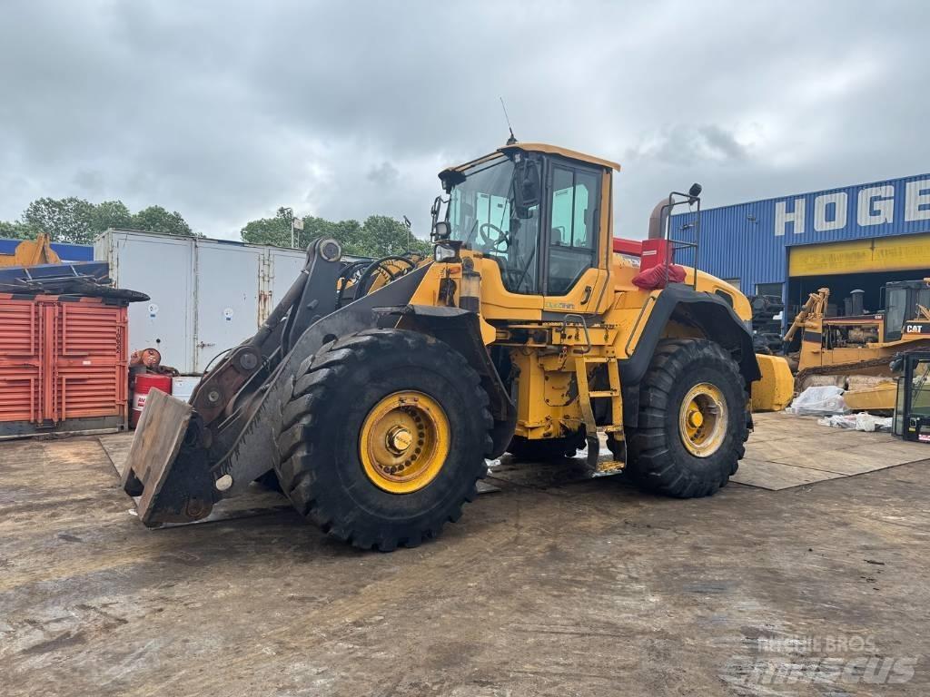 Volvo L 180 G Pale gommate