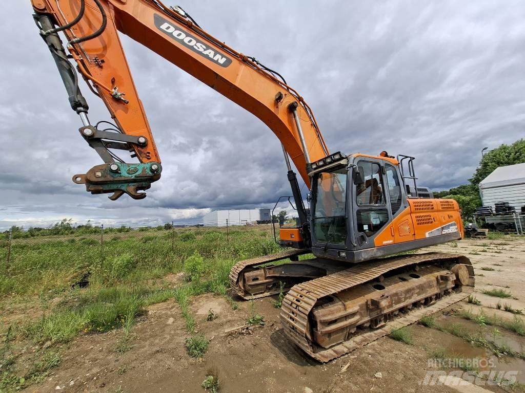 Doosan DX 300 LC-5 Escavatori cingolati