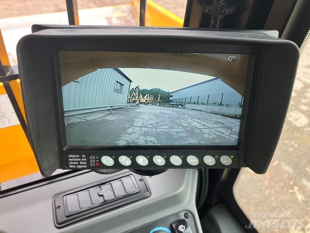 JCB 6TFT Mini dumper