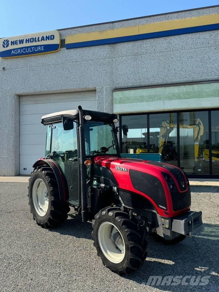 Valtra F95 Trattori