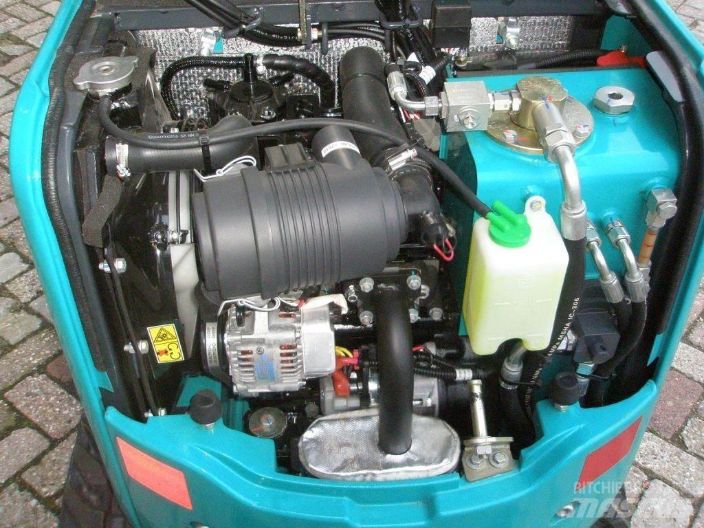 Sunward SWE 08B Miniescavatori