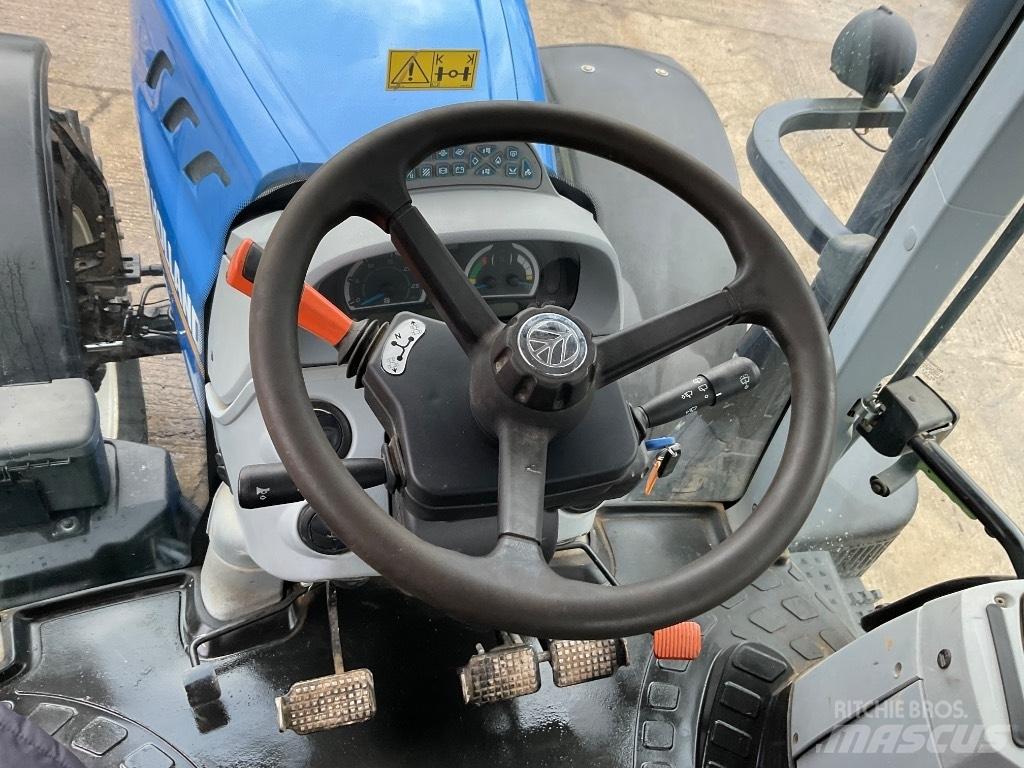 New Holland T 7.245 Trattori