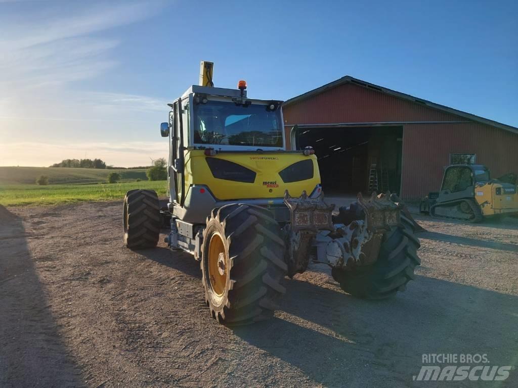 Menzi Muck M545 Escavatori gommati