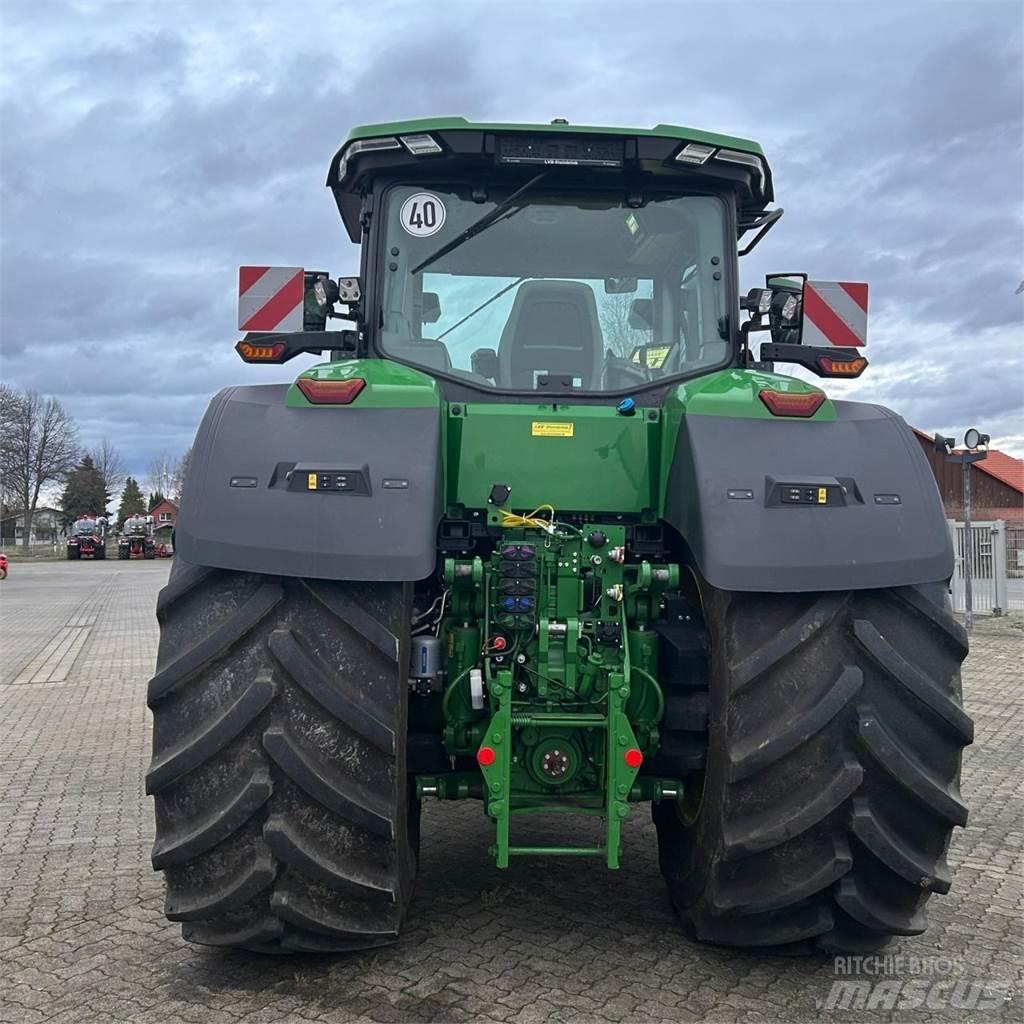 John Deere 8R340 Trattori
