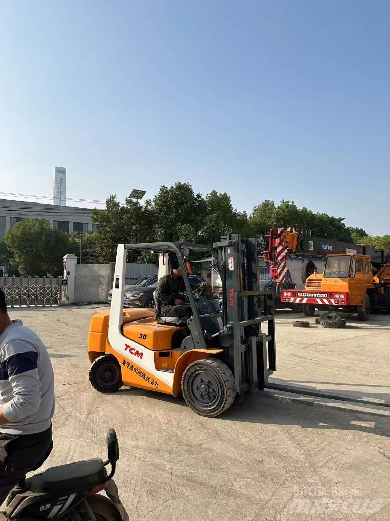 TCM FD30T6 Carrelli elevatori diesel