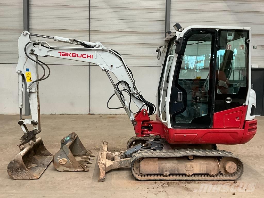 Takeuchi TB 230 Miniescavatori
