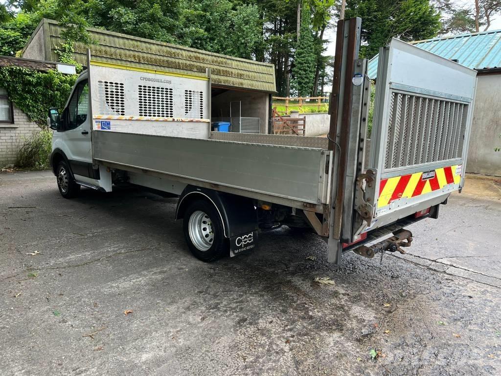 Ford Transit 350 XL Carroattrezzi