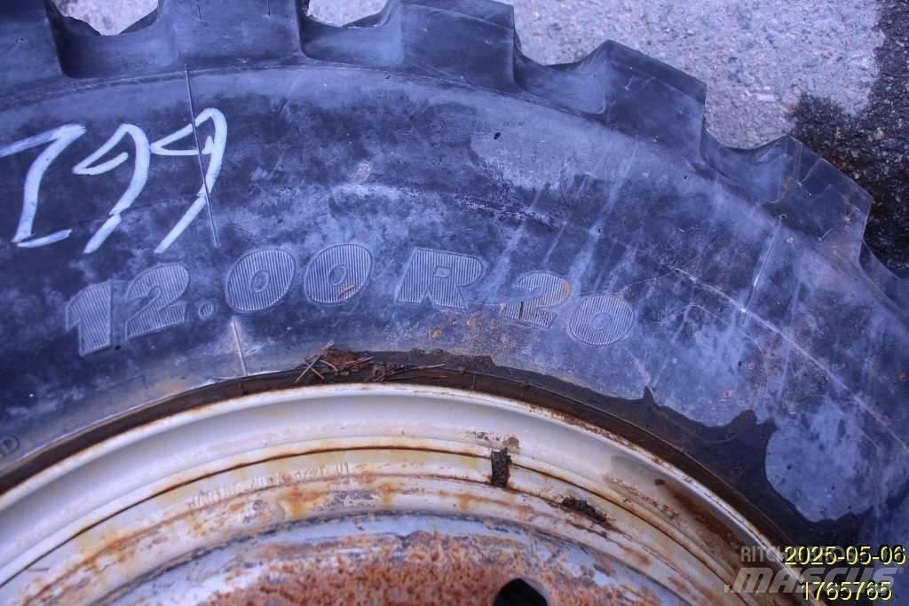 Michelin XMINED2 Pneumatici, ruote e cerchioni