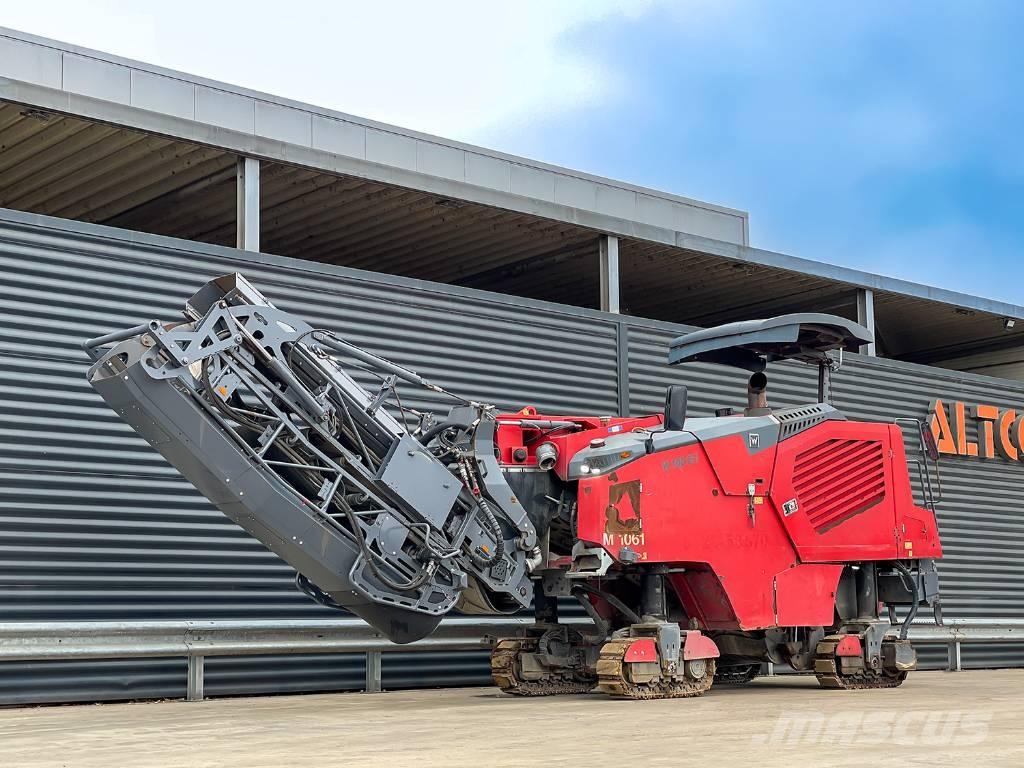 Wirtgen W 100 CFI Fresa a freddo per asfalto