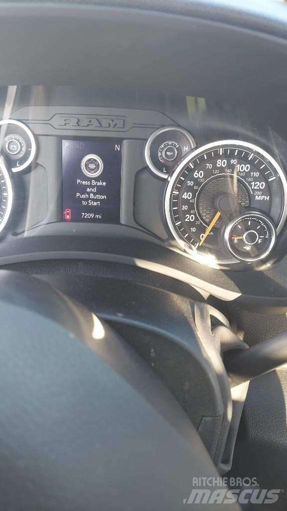RAM 5500 Camion con sponde ribaltabili