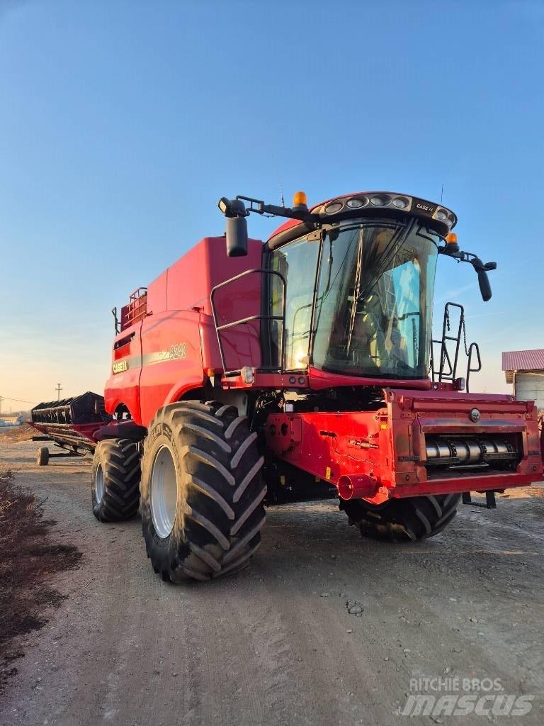 Case IH 9240 Mietitrebbiatrici