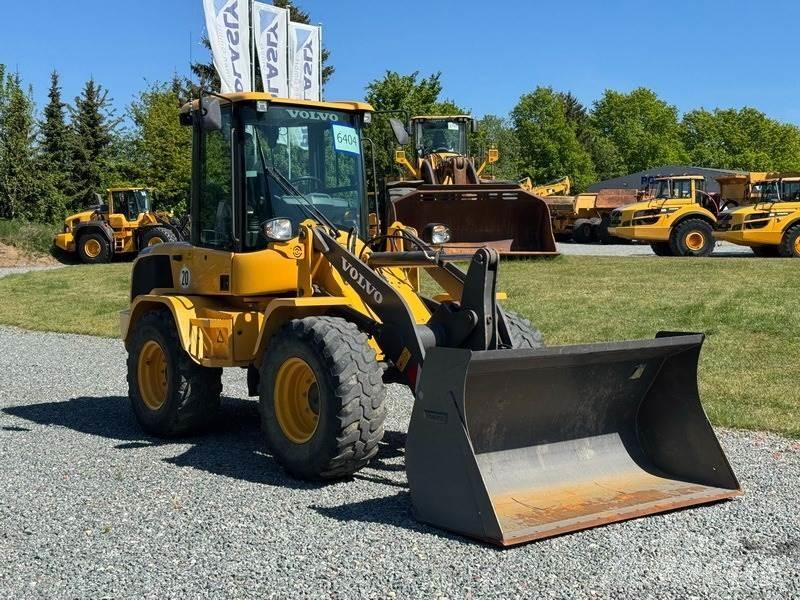Volvo L 35 G Pale gommate