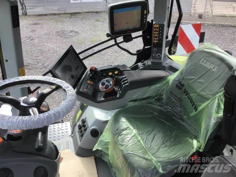 CLAAS AXION 810 Trattori