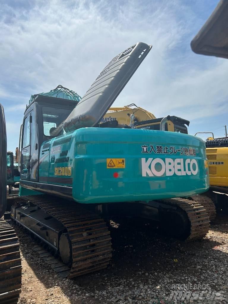Kobelco SK200D Escavatori cingolati
